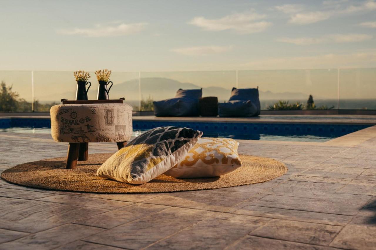 Venia - Cozy Escape With Scenic Sew View, By Zantewize Villa Tragaki