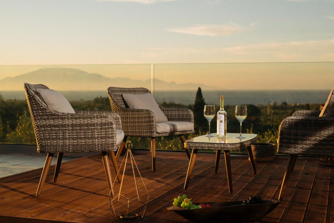 Venia - Cozy Escape With Scenic Sew View, By Zantewize Villa