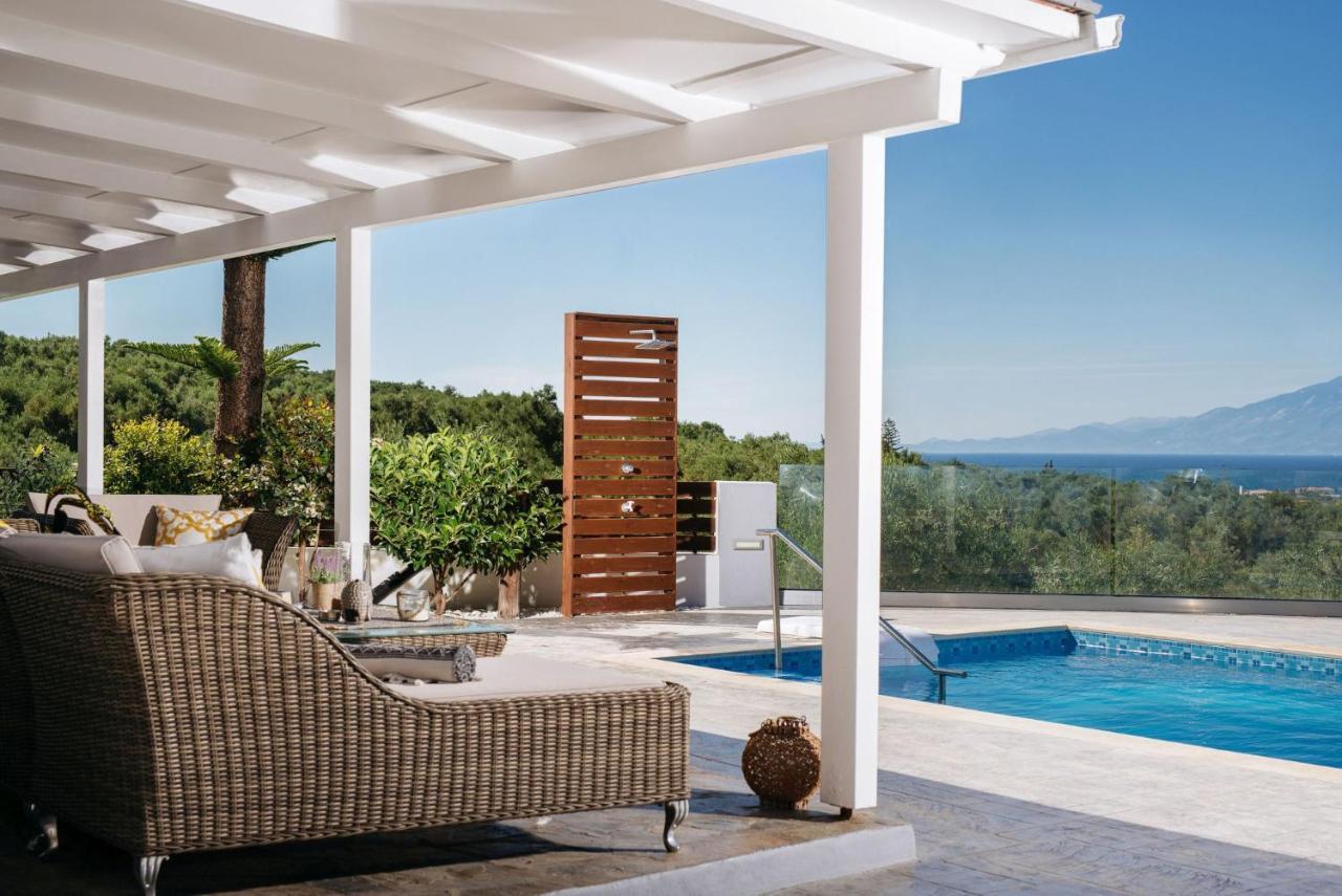 Venia - Cozy Escape With Scenic Sew View, By Zantewize Villa